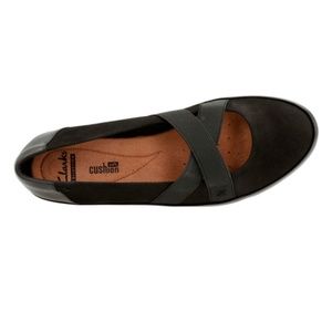Clarks Lorry Lucent flats
